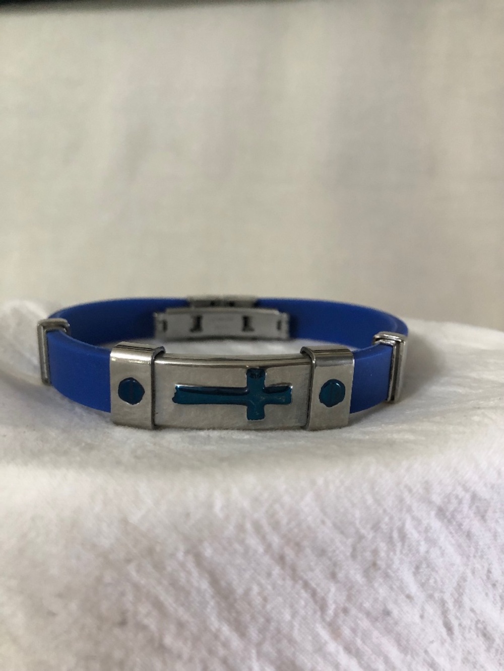 stainless steel and blue silicone cross bracelet